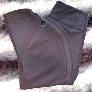 Lululemon cropped leggings